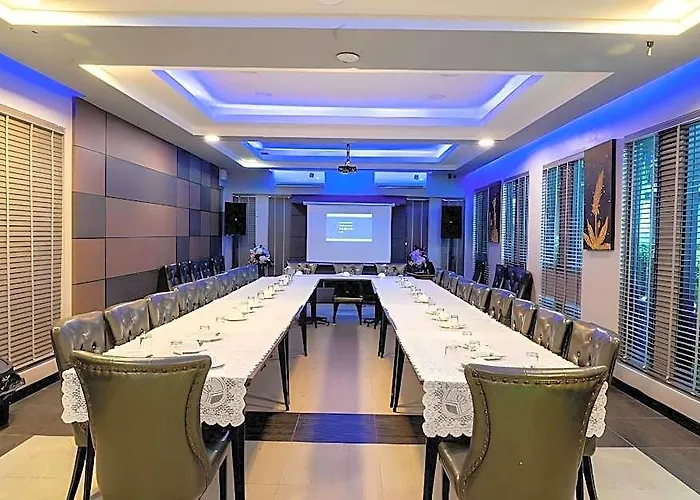 The Great Suvarnabhumi Airport Hotel 3*